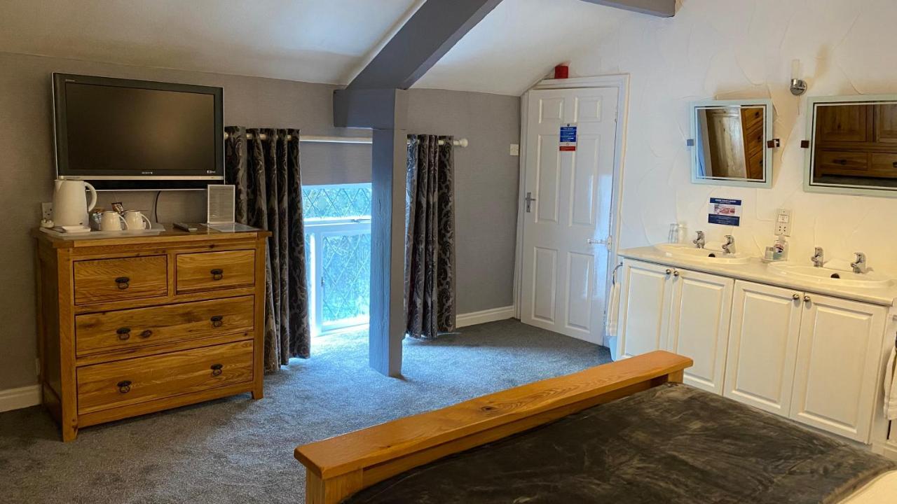 Bridge Farm Hotel 리즈 외부 사진